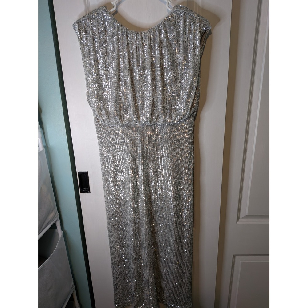 Ann Taylor Silver Sequin Sleeveless Maxi Gown Boat Neck Keyhole Back Size 6 NEW